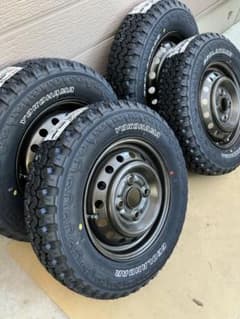 145/80r12 送料込み ゴツゴツタイヤ ホワイトレター - メルカリ