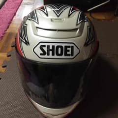 SHOEI バイク用ヘルメットのサムネイル