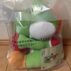 ヨッシー　一番くじ　A賞　ヨッシーのぬいぐるみwithリンゴのサムネイル