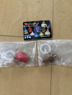 ドラゴンクエスト めじるしアクセサリー ブラッドハンド マドハンド ガチャのサムネイル