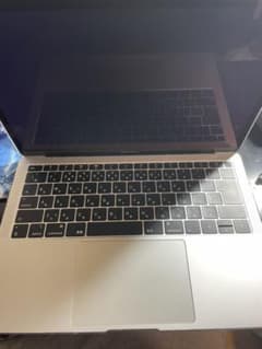 MacBook Air 2019 13インチのサムネイル