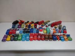 トミカまとめ売り 58台のサムネイル