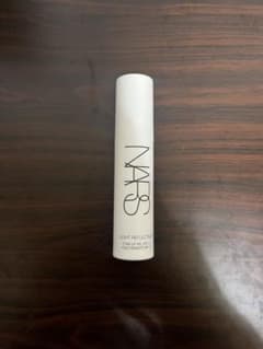 NARS ライトリフレクティングプライマーのサムネイル