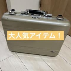 大人気】ゼロハリバートン シャンパンゴールド アタッシュケース 