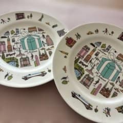 TIFFANY&CO. ギフトボックスデザイン皿 2枚セット - メルカリ