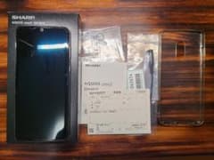 【中古】SHARP AQUOS zero2 SH-M13B（SIMフリー）のサムネイル