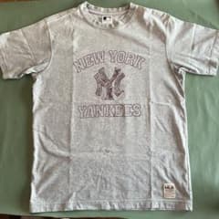 【UNIQLO×MLB 】ニューヨークヤンキース　レトロTシャツのサムネイル