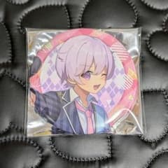 いれいす PU 缶バッジ 初兎 背伸び - メルカリ