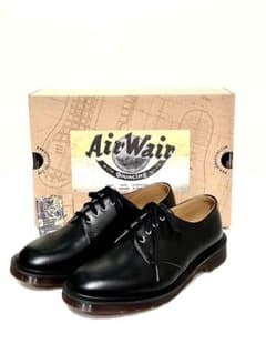 【新品】Dr.Martens ドクターマーチン　SMITHS UK７キズありのサムネイル