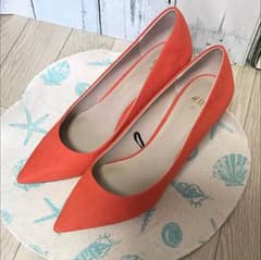 H&M  パンプス 安室奈美恵コラボのサムネイル