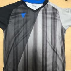 VICTAS ウェア　Tシャツ Mサイズのサムネイル