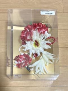 和装　髪飾り　赤　白　花のサムネイル