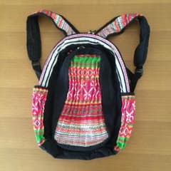 民族刺繍のリュックのサムネイル