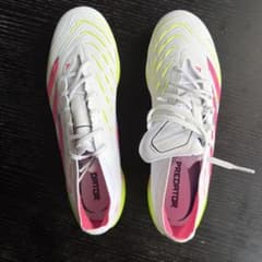 と*り様  Predator サッカースパイク　26.0 adidas PREDATOR サッカーシューズ スパイク 26.0cm - メルカリ