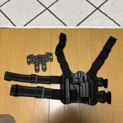 実物]BLACKHAWK! CQCホルスター 右利き用 BK VP9 SFP9 - メルカリ