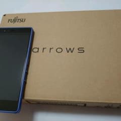 富士通　arrows M04　保証付き　シムフリーのサムネイル