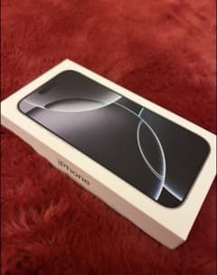 新品★ Apple iPhone 16 Pro 512GBホワイトチタニウムのサムネイル