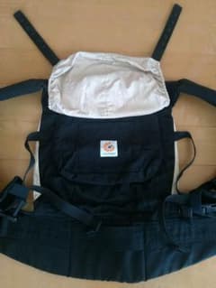 美品 エルゴ 抱っこ紐 黒のサムネイル