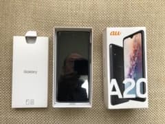 サムソンGalaxy A20 SCV46　ブラック　新品未使用のサムネイル