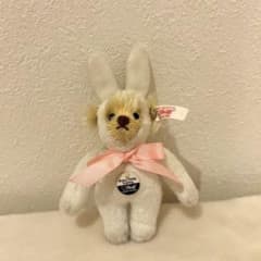 Steiff シュタイフ　バニー　テディ　ぬいぐるみ　キーホルダー　日本限定 Steiff うさぎ バニー テディ ぬいぐるみ キーホルダー 日本限定