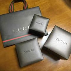 NANABI様専用★GUCCIピアス空箱のサムネイル