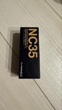 MAC スタジオフィックスリキッドファンデーション NC35のサムネイル