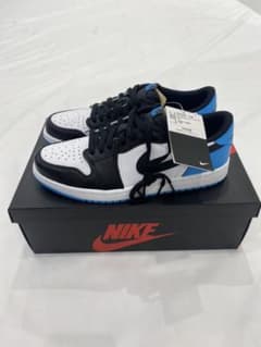 NIKE ナイキ　エアジョーダン1 Low ダークパウダーブルーのサムネイル