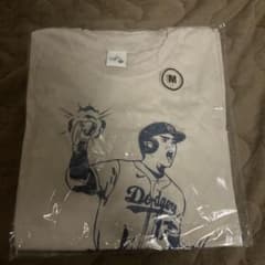ドジャース球場来場者先着配布 大谷翔平Tシャツのサムネイル