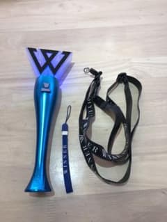 ※tongtong様専用です※WINNER ペンライト 初期のサムネイル