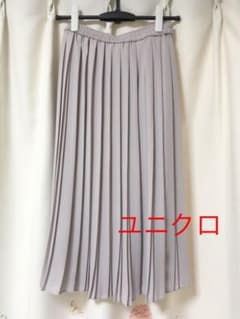 ユニクロ　プリーツスカートのサムネイル