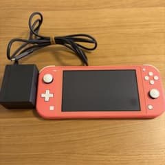 Nintendo Switch Lite 本体 コーラルのサムネイル