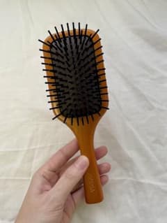 ヘアブラシのサムネイル