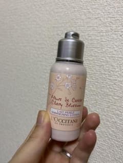 ロクシタン　ハンドクリーム、ボディミルクのサムネイル