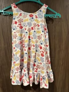 PETIT BATEAU 花柄ノースリーブワンピース 110cmのサムネイル