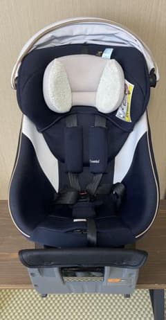 コンビ クルムーヴ スマート ISOFIX エッグショック チャイルドシートのサムネイル