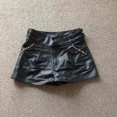 ✴︎レザーショートパンツ✴︎いいね不要。のサムネイル