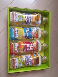 日清オイリオ油4本セットのサムネイル