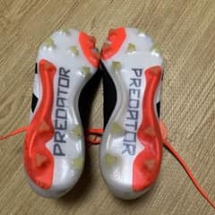 adidas PREDATOR サッカースパイクのサムネイル