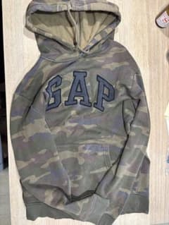 GAP 迷彩柄 フード付きパーカー Sサイズのサムネイル