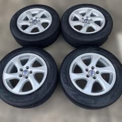 中古ピレリ205/60R16+ボルボ V40クロスカントリー純正スタッドレスセッ 中古ピレリ205/60R16+ボルボ V40クロスカントリー純正スタッドレスセッ
