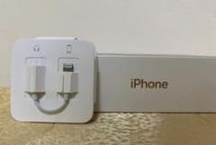 iPhone イヤホン 変換アダプタのサムネイル