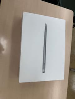 Apple MacBook Air 本体2018のサムネイル