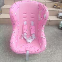 美品！一部シミあり　ハローキティ チャイルドシート 0ヶ月〜4歳頃 Hello Kitty ハローキティ チャイルドシート 6ヶ月〜4歳頃 絶版 - メルカリ