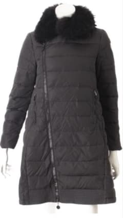 MONCLER モンクレール CHAMPS ダウン 黒 2 M-Lファー希少 MONCLER モンクレール CHAMPS ダウン 黒 2 M-Lファー希少 - メルカリ