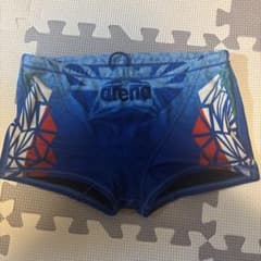 arena 練習用水着のサムネイル