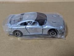 Nissan GT-R シルバー 2008 TOMY 1/64のサムネイル