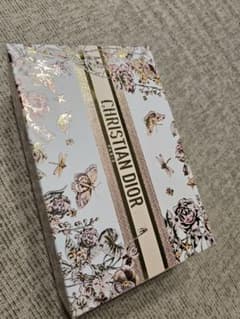 CHRISTIAN DIOR 花柄 空ボックスのサムネイル