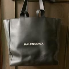 BALENCIAGA トート Mのサムネイル