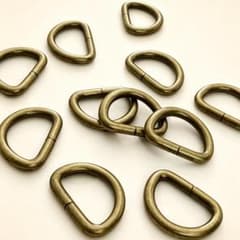 Dカン 内径約30mm ３0個入り真鍮古美まとめ買い 卸 業務用Dかんパーツのサムネイル