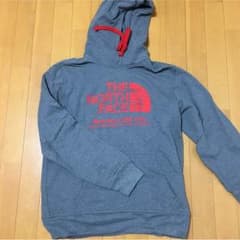 THE NORTH FACE パーカーのサムネイル